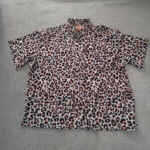 Retro Rifle 4XL Men's Short Sleeve Tan AOP Leopard Pistols Button Up Shirt EUC